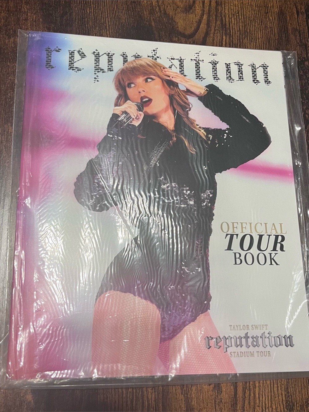 Taylor Swift Reputation Tour Book